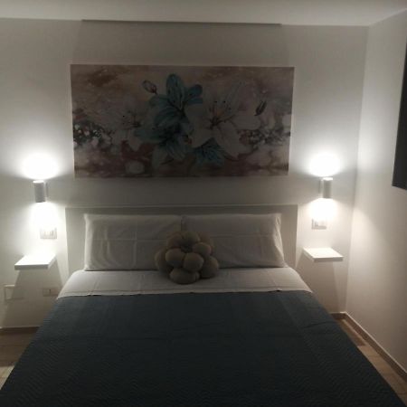 ホテル La Casa Dei Nonni バーリ エクステリア 写真